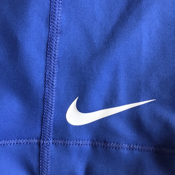NWT Nike Blue Training Leggings Size M - Picture 3 of 8